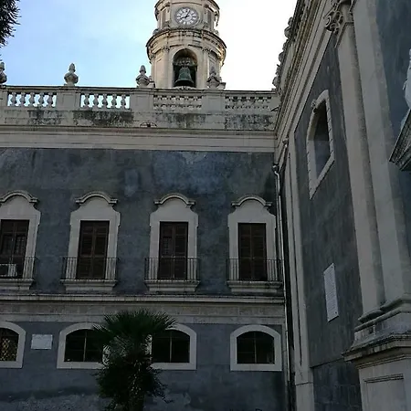 Giovanni S Little House * Catania